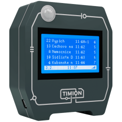 TIMION s tmavou krabičkou a modrým displejem – pohled zpředu zleva